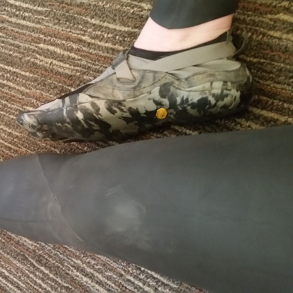 Vibram FiveFingers (44 or 10.5-11US)